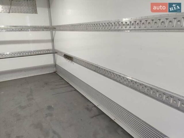 Белый Ивеко Дейли, объемом двигателя 0 л и пробегом 340 тыс. км за 29500 $, фото 2 на Automoto.ua