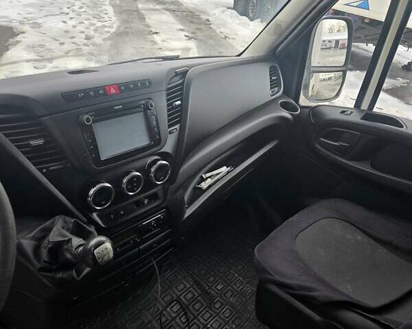Белый Ивеко Дейли, объемом двигателя 3 л и пробегом 400 тыс. км за 24500 $, фото 2 на Automoto.ua