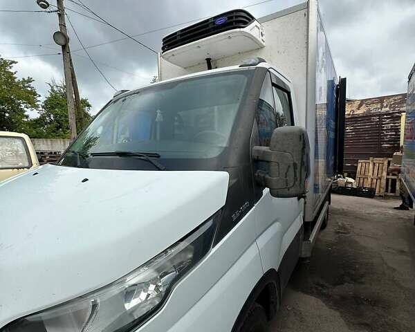 Білий Івеко Дейлі, об'ємом двигуна 3 л та пробігом 370 тис. км за 22400 $, фото 6 на Automoto.ua