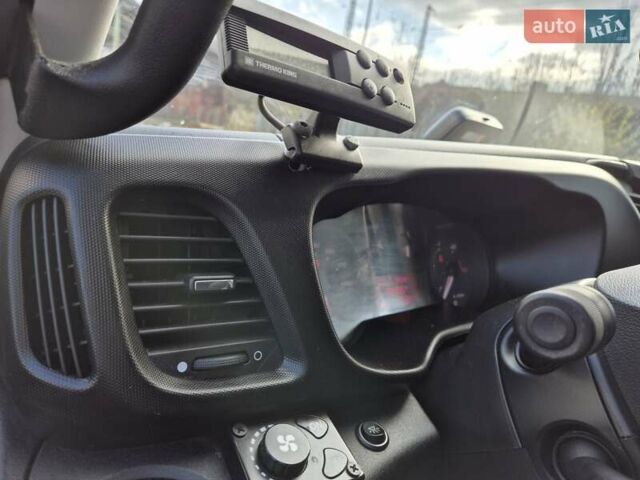 Білий Івеко Дейлі, об'ємом двигуна 3 л та пробігом 386 тис. км за 28200 $, фото 19 на Automoto.ua