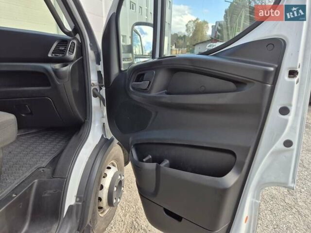 Білий Івеко Дейлі, об'ємом двигуна 3 л та пробігом 386 тис. км за 28200 $, фото 27 на Automoto.ua