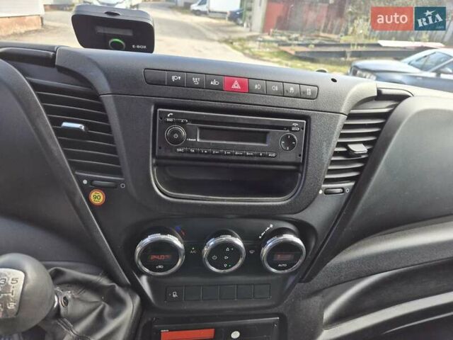 Білий Івеко Дейлі, об'ємом двигуна 3 л та пробігом 386 тис. км за 28200 $, фото 28 на Automoto.ua