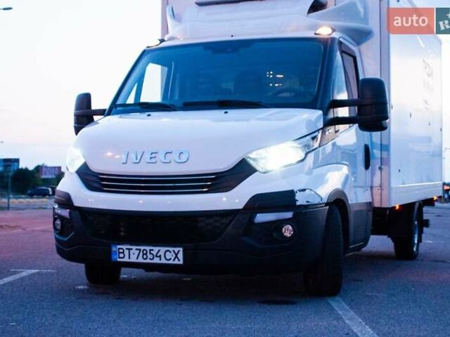 Белый Ивеко Дейли, объемом двигателя 2.29 л и пробегом 293 тыс. км за 25000 $, фото 41 на Automoto.ua