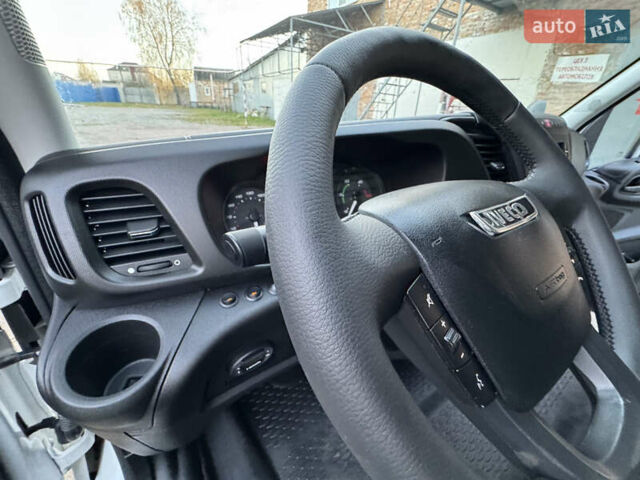 Білий Івеко Дейлі, об'ємом двигуна 3 л та пробігом 311 тис. км за 23800 $, фото 44 на Automoto.ua