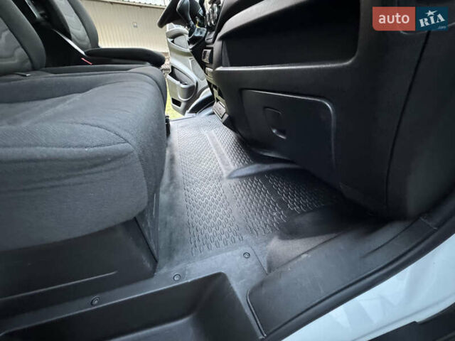 Білий Івеко Дейлі, об'ємом двигуна 3 л та пробігом 311 тис. км за 23800 $, фото 55 на Automoto.ua