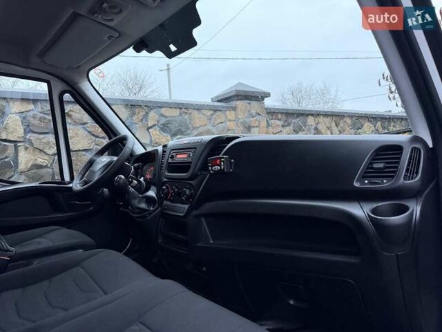 Білий Івеко Дейлі, об'ємом двигуна 2.3 л та пробігом 275 тис. км за 19300 $, фото 32 на Automoto.ua