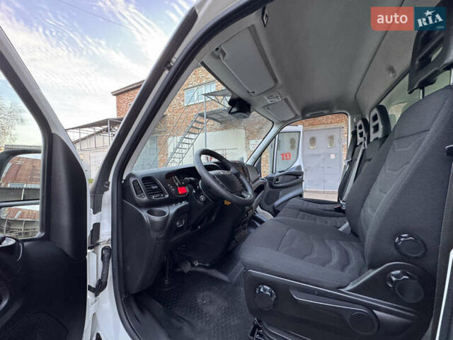 Білий Івеко Дейлі, об'ємом двигуна 3 л та пробігом 311 тис. км за 23800 $, фото 40 на Automoto.ua
