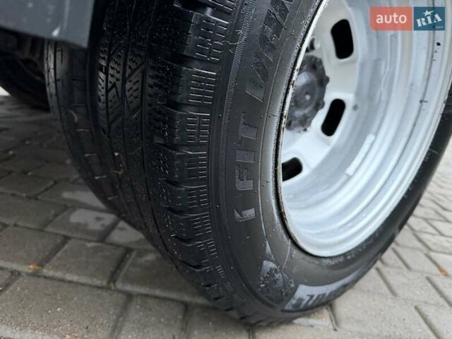 Білий Івеко Дейлі, об'ємом двигуна 2.3 л та пробігом 275 тис. км за 19300 $, фото 34 на Automoto.ua