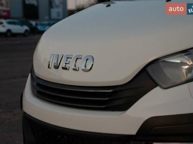 Белый Ивеко Дейли, объемом двигателя 2.29 л и пробегом 293 тыс. км за 25000 $, фото 49 на Automoto.ua