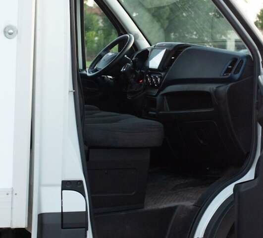 Белый Ивеко Дейли, объемом двигателя 2.29 л и пробегом 293 тыс. км за 24000 $, фото 40 на Automoto.ua