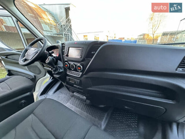 Білий Івеко Дейлі, об'ємом двигуна 3 л та пробігом 311 тис. км за 23800 $, фото 56 на Automoto.ua