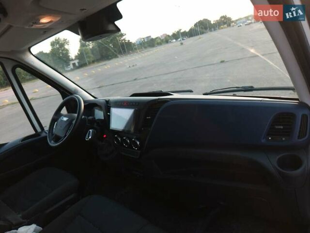 Белый Ивеко Дейли, объемом двигателя 2.29 л и пробегом 293 тыс. км за 25000 $, фото 12 на Automoto.ua