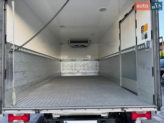 Белый Ивеко Дейли, объемом двигателя 3 л и пробегом 238 тыс. км за 36900 $, фото 4 на Automoto.ua
