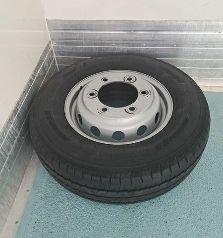 Белый Ивеко Дейли, объемом двигателя 3 л и пробегом 333 тыс. км за 31800 $, фото 27 на Automoto.ua