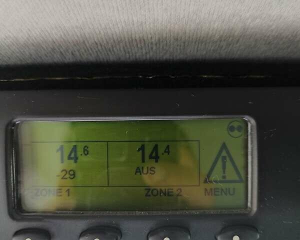 Белый Ивеко Дейли, объемом двигателя 3 л и пробегом 287 тыс. км за 32999 $, фото 2 на Automoto.ua