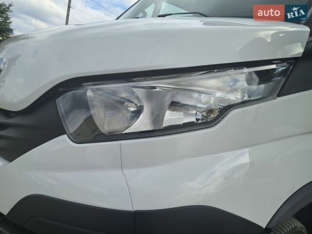 Белый Ивеко Дейли, объемом двигателя 3 л и пробегом 333 тыс. км за 31800 $, фото 49 на Automoto.ua