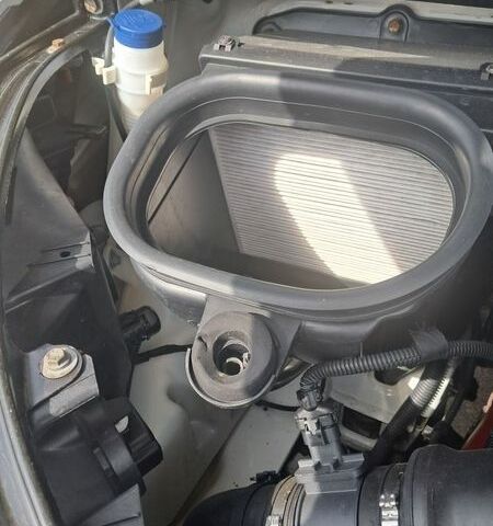 Белый Ивеко Дейли, объемом двигателя 3 л и пробегом 333 тыс. км за 31800 $, фото 29 на Automoto.ua