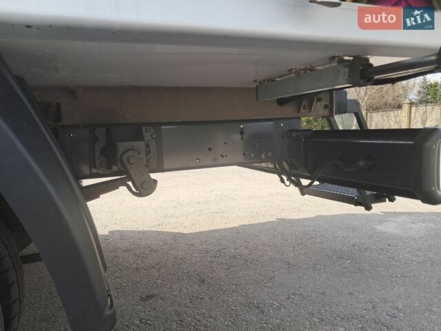 Белый Ивеко Дейли, объемом двигателя 3 л и пробегом 333 тыс. км за 31800 $, фото 19 на Automoto.ua