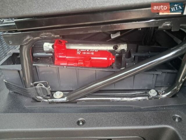 Белый Ивеко Дейли, объемом двигателя 3 л и пробегом 333 тыс. км за 31800 $, фото 46 на Automoto.ua