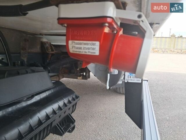 Белый Ивеко Дейли, объемом двигателя 3 л и пробегом 333 тыс. км за 31800 $, фото 23 на Automoto.ua