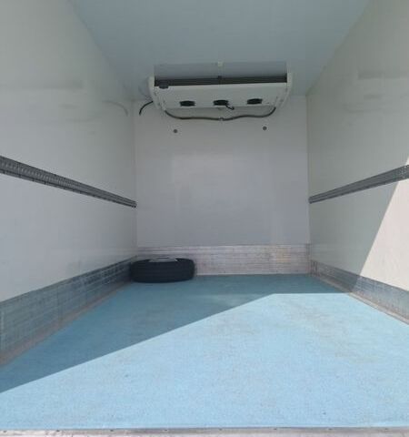 Белый Ивеко Дейли, объемом двигателя 3 л и пробегом 333 тыс. км за 31800 $, фото 24 на Automoto.ua