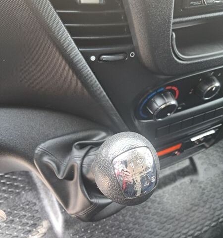 Белый Ивеко Дейли, объемом двигателя 3 л и пробегом 333 тыс. км за 31800 $, фото 38 на Automoto.ua