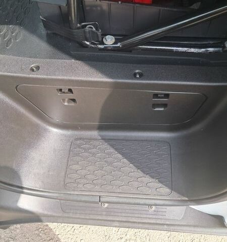 Белый Ивеко Дейли, объемом двигателя 3 л и пробегом 333 тыс. км за 31800 $, фото 37 на Automoto.ua