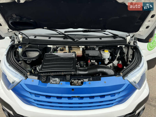 Белый Ивеко Дейли, объемом двигателя 3 л и пробегом 240 тыс. км за 22000 $, фото 96 на Automoto.ua