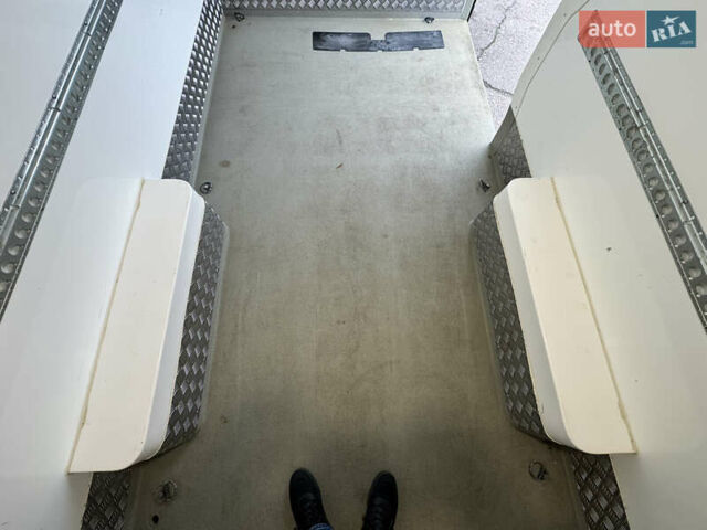 Белый Ивеко Дейли, объемом двигателя 3 л и пробегом 240 тыс. км за 22000 $, фото 80 на Automoto.ua
