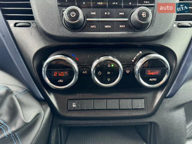 Белый Ивеко Дейли, объемом двигателя 3 л и пробегом 240 тыс. км за 22000 $, фото 47 на Automoto.ua