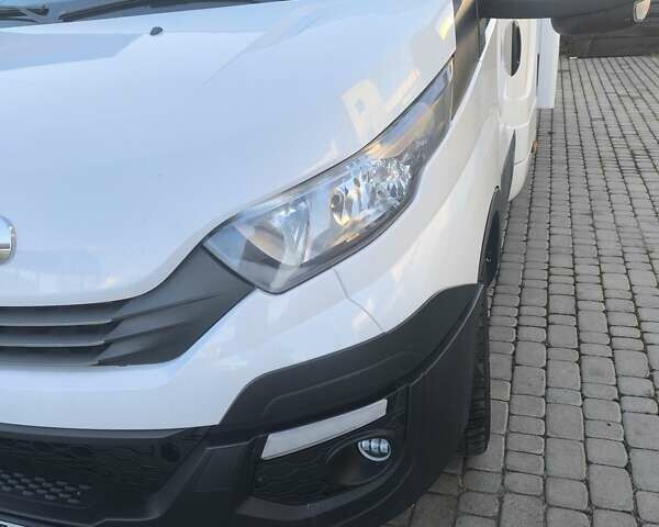 Белый Ивеко Дейли, объемом двигателя 0 л и пробегом 470 тыс. км за 20500 $, фото 2 на Automoto.ua