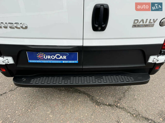 Белый Ивеко Дейли, объемом двигателя 3 л и пробегом 240 тыс. км за 22000 $, фото 24 на Automoto.ua