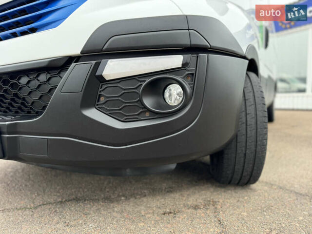 Белый Ивеко Дейли, объемом двигателя 3 л и пробегом 240 тыс. км за 22000 $, фото 13 на Automoto.ua