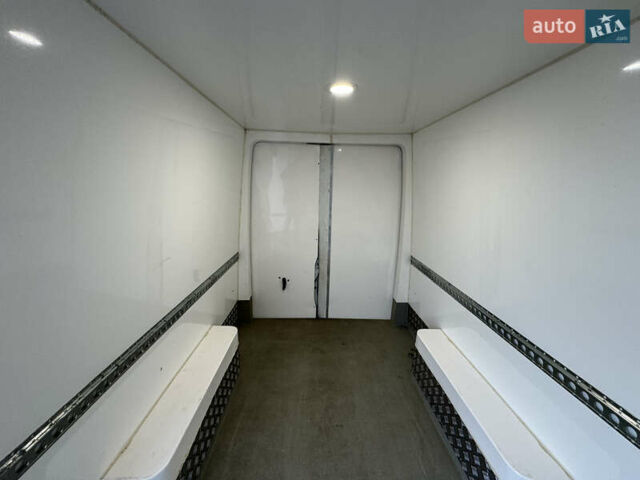 Белый Ивеко Дейли, объемом двигателя 3 л и пробегом 240 тыс. км за 22000 $, фото 78 на Automoto.ua