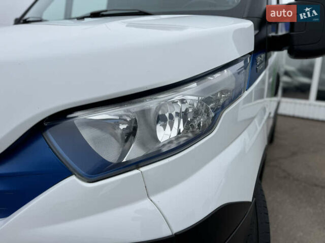 Белый Ивеко Дейли, объемом двигателя 3 л и пробегом 240 тыс. км за 22000 $, фото 12 на Automoto.ua