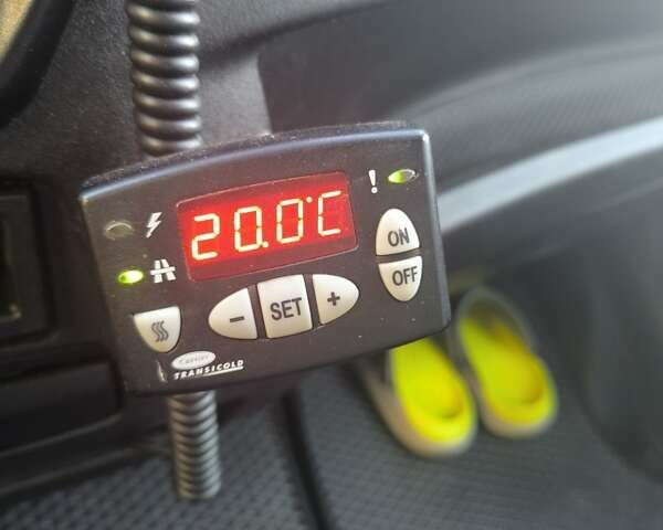 Белый Ивеко Дейли, объемом двигателя 0 л и пробегом 470 тыс. км за 20500 $, фото 10 на Automoto.ua