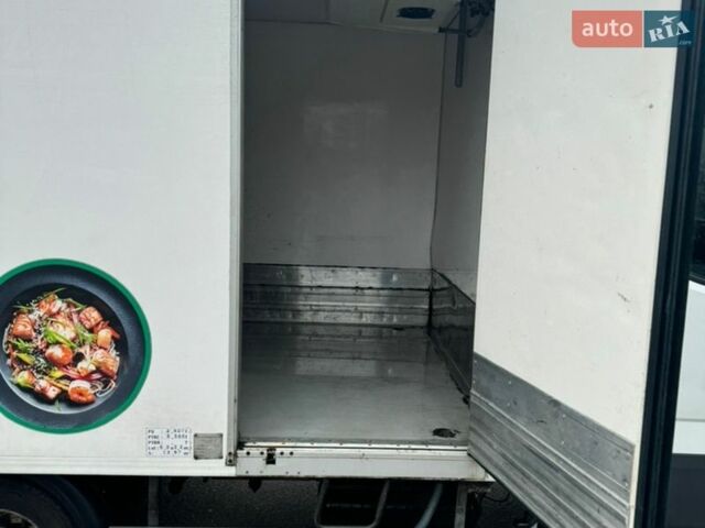 Белый Ивеко Дейли, объемом двигателя 3 л и пробегом 350 тыс. км за 28000 $, фото 5 на Automoto.ua