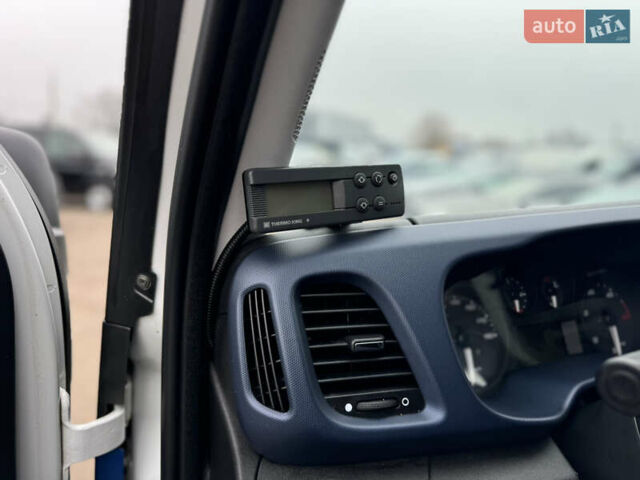 Белый Ивеко Дейли, объемом двигателя 3 л и пробегом 240 тыс. км за 22000 $, фото 35 на Automoto.ua