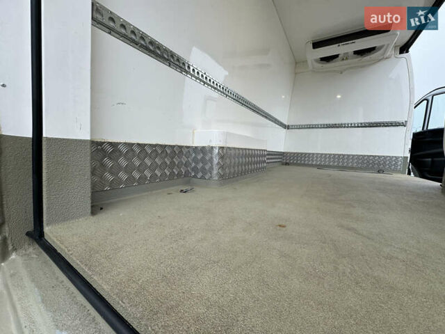 Белый Ивеко Дейли, объемом двигателя 3 л и пробегом 240 тыс. км за 22000 $, фото 93 на Automoto.ua