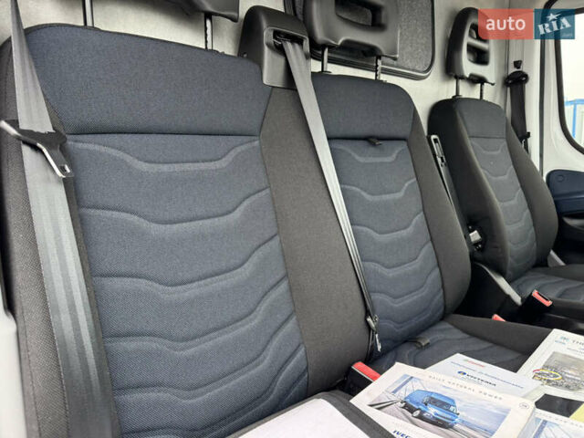 Белый Ивеко Дейли, объемом двигателя 3 л и пробегом 240 тыс. км за 22000 $, фото 69 на Automoto.ua
