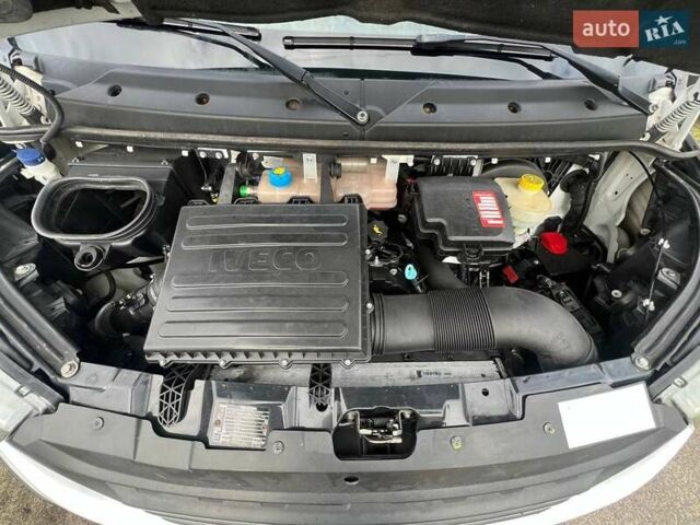 Білий Івеко Дейлі, об'ємом двигуна 2.3 л та пробігом 241 тис. км за 19153 $, фото 17 на Automoto.ua