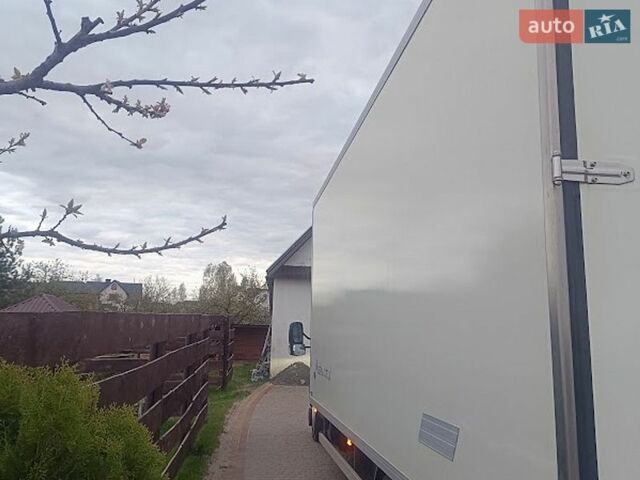 Белый Ивеко Дейли, объемом двигателя 3 л и пробегом 402 тыс. км за 45990 $, фото 7 на Automoto.ua