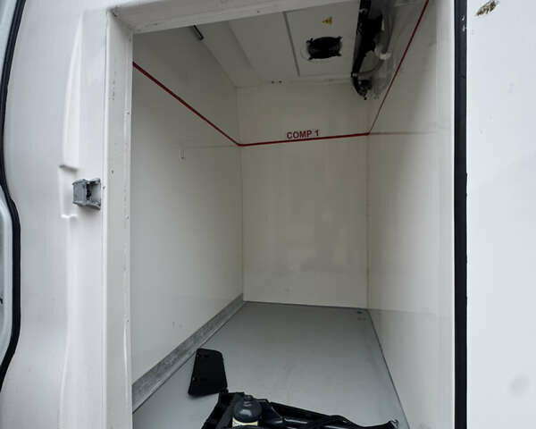 Білий Івеко Дейлі, об'ємом двигуна 2.3 л та пробігом 264 тис. км за 28900 $, фото 13 на Automoto.ua