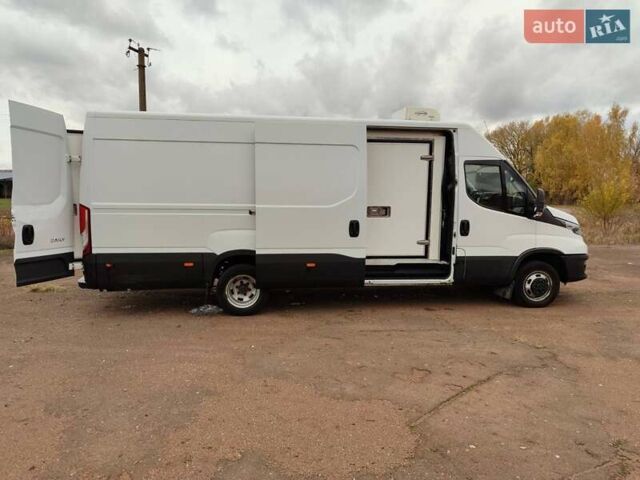 Белый Ивеко Дейли, объемом двигателя 2.29 л и пробегом 130 тыс. км за 32000 $, фото 2 на Automoto.ua
