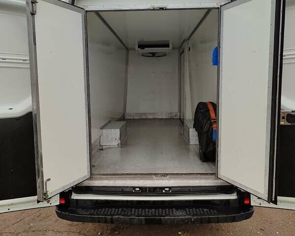Белый Ивеко Дейли, объемом двигателя 2.3 л и пробегом 130 тыс. км за 25900 $, фото 1 на Automoto.ua