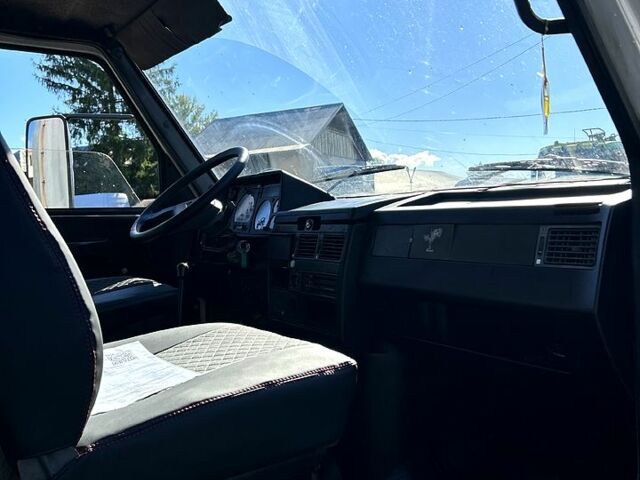 Білий Івеко Дейлі, об'ємом двигуна 2.5 л та пробігом 500 тис. км за 5500 $, фото 3 на Automoto.ua