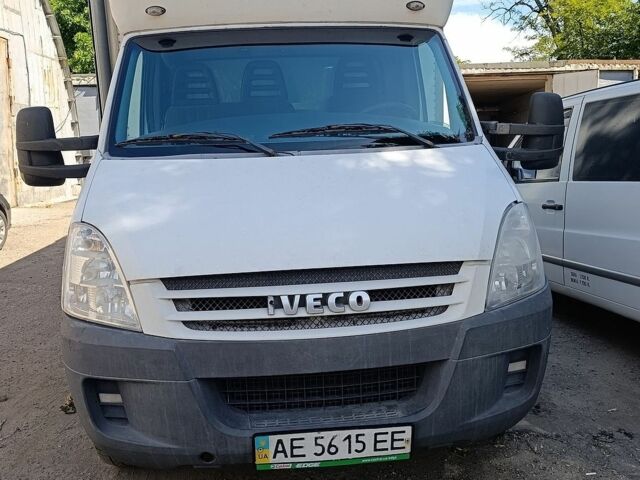 Белый Ивеко Дейли, объемом двигателя 3 л и пробегом 894 тыс. км за 11500 $, фото 4 на Automoto.ua