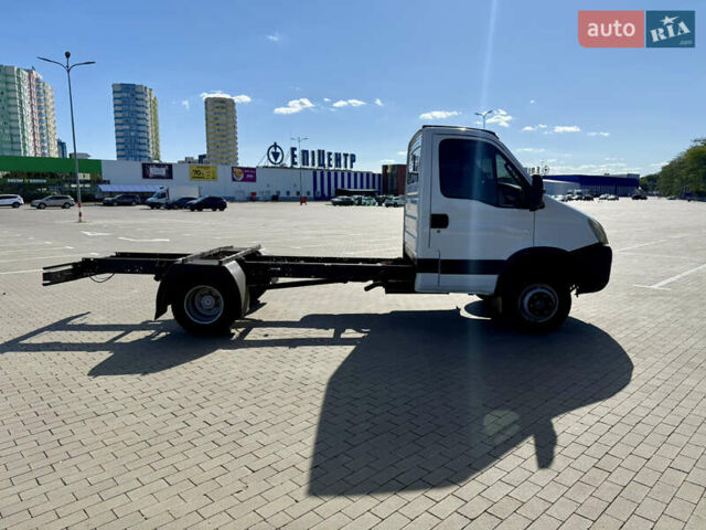 Белый Ивеко Дейли, объемом двигателя 3 л и пробегом 350 тыс. км за 12300 $, фото 8 на Automoto.ua