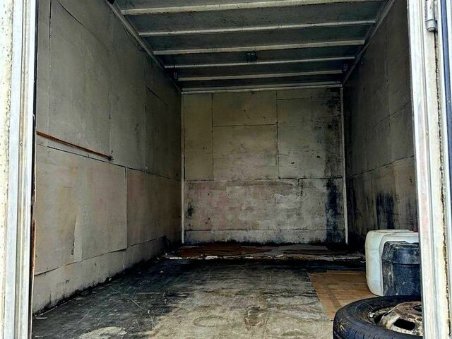Білий Івеко Дейлі, об'ємом двигуна 2.3 л та пробігом 281 тис. км за 9900 $, фото 1 на Automoto.ua