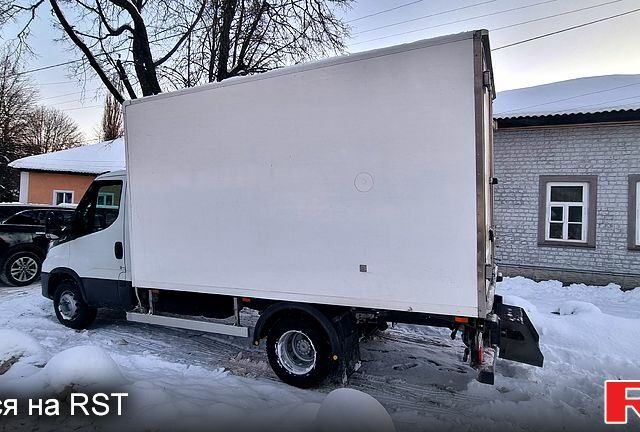 Белый Ивеко Дейли, объемом двигателя 3 л и пробегом 246 тыс. км за 32000 $, фото 3 на Automoto.ua